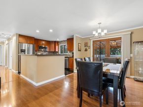 22427 82 Ave W, Edmonds WA 98026