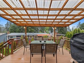 22427 82 Ave W, Edmonds WA 98026