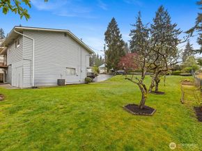 22427 82 Ave W, Edmonds WA 98026