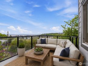 2040 13th Avenue W 13, Seattle WA 98119