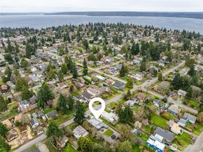 3528 SW 98th Street, Seattle WA 98126