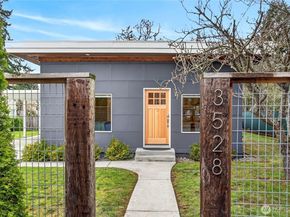 3528 SW 98th Street, Seattle WA 98126