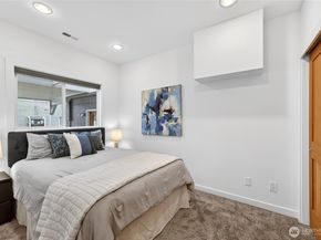 3528 SW 98th Street, Seattle WA 98126