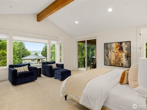 12914 63rd Avenue NE, Kirkland WA 98034