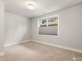 15021 73rd Court NE, Kenmore WA 98028