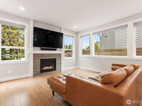 15021 73rd Court NE, Kenmore WA 98028