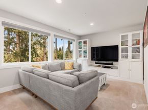 15021 73rd Court NE, Kenmore WA 98028