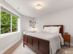 15021 73rd Court NE, Kenmore WA 98028