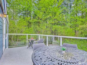 4101 220th Place SE 2053, Issaquah WA 98029