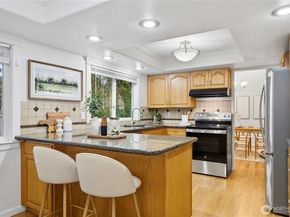 12211 NE 139th Place, Kirkland WA 98034