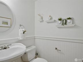 12211 NE 139th Place, Kirkland WA 98034