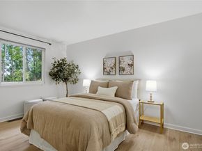 12211 NE 139th Place, Kirkland WA 98034