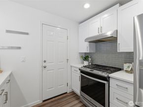 14152 87th Place NE, Kirkland WA 98034