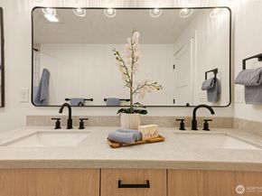 20249 149th Place NE, Woodinville WA 98072
