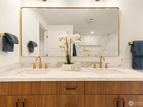 20249 149th Place NE, Woodinville WA 98072