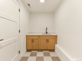 20249 149th Place NE, Woodinville WA 98072