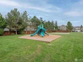 12707 12th Dr SE, Everett WA 98208