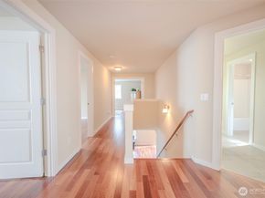12707 12th Dr SE, Everett WA 98208