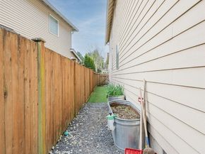 12707 12th Dr SE, Everett WA 98208