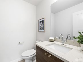 762 NW Holly Street, Issaquah WA 98027