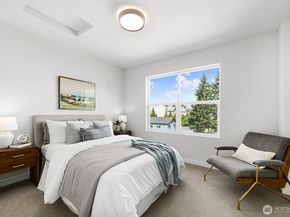 762 NW Holly Street, Issaquah WA 98027