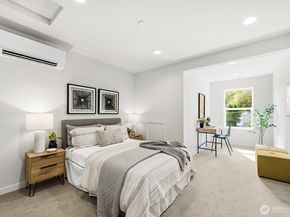 762 NW Holly Street, Issaquah WA 98027