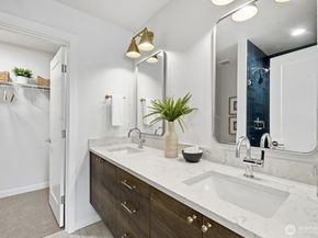 762 NW Holly Street, Issaquah WA 98027