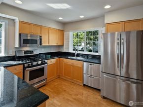 2060 132nd Avenue SE G612, Bellevue WA 98005