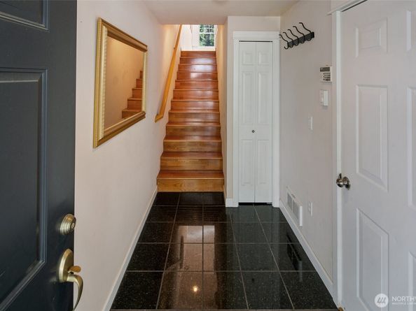 2060 132nd Avenue SE G612, Bellevue WA 98005