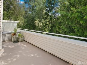 2060 132nd Avenue SE G612, Bellevue WA 98005
