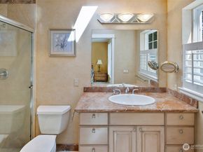 2060 132nd Avenue SE G612, Bellevue WA 98005