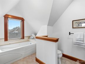 4414 Eastern Avenue N 4418, Seattle WA 98103