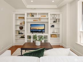1185 Broadway E 1, Seattle WA 98102