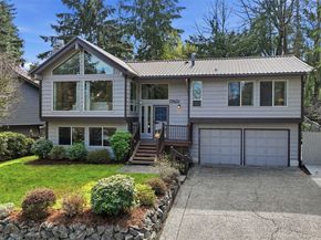 17621 157th Avenue SE, Renton WA 98058