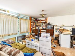 10434 22nd Avenue SW, Seattle WA 98146