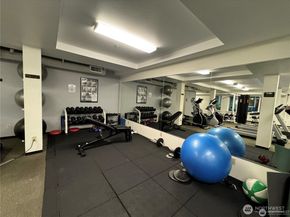 2717 Western Avenue 8020, Seattle WA 98121
