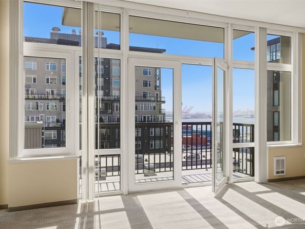 2717 Western Avenue 8020, Seattle WA 98121