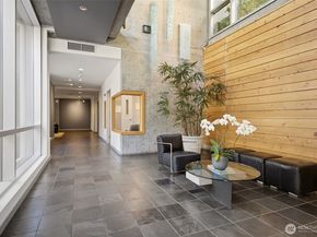 2717 Western Avenue 8020, Seattle WA 98121