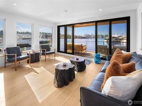 2309 N Northlake Way 13, Seattle WA 98107