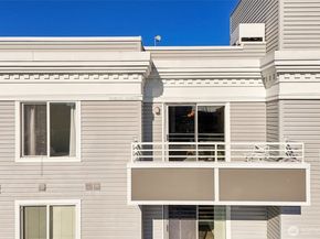 520 2nd Avenue W 409, Seattle WA 98119