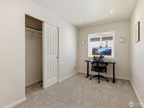 25681 NE School House Place, Kingston WA 98346