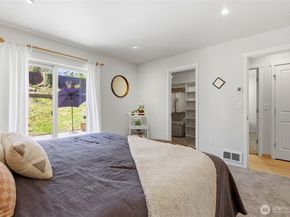 25681 NE School House Place, Kingston WA 98346