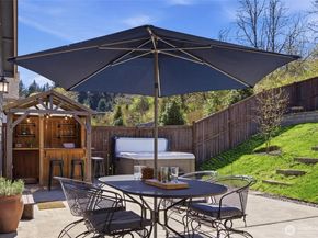 25681 NE School House Place, Kingston WA 98346