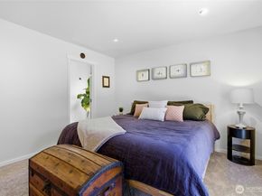 25681 NE School House Place, Kingston WA 98346