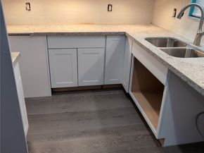 6925 52nd Avenue S, Seattle WA 98118