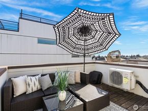 1827 NW 85th St, Seattle WA 98117