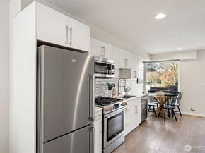 1827 NW 85th St, Seattle WA 98117