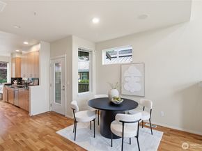 134 Cougar Ridge Road NW 1501, Issaquah WA 98027