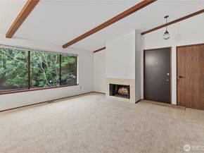 6822 NE 153rd Pl, Kenmore WA 98028