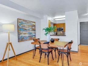 413 NE 70th Street 309, Seattle WA 98115
